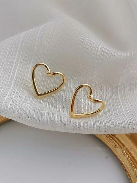 Heart Shape Ear Studs